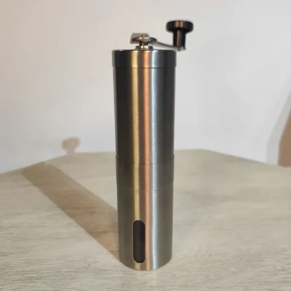 Molino de café en acero con capacidad de 30 gramos de café