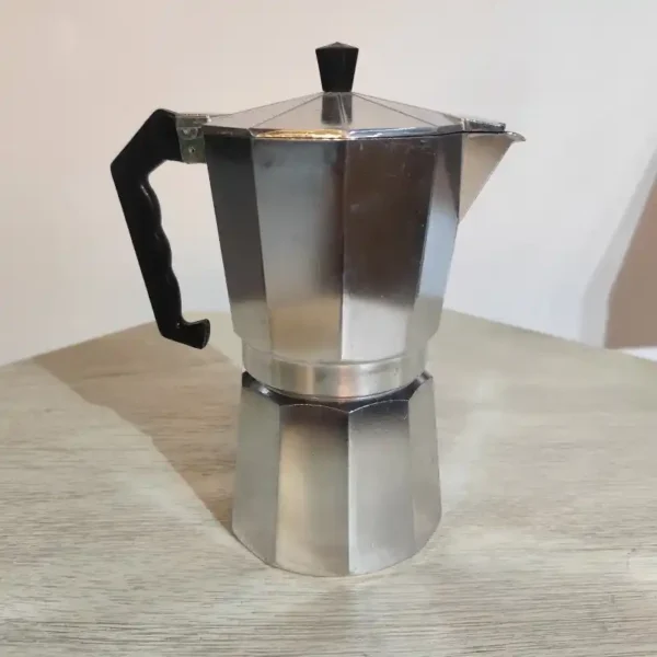 Cafetera moka de aluminio clásica